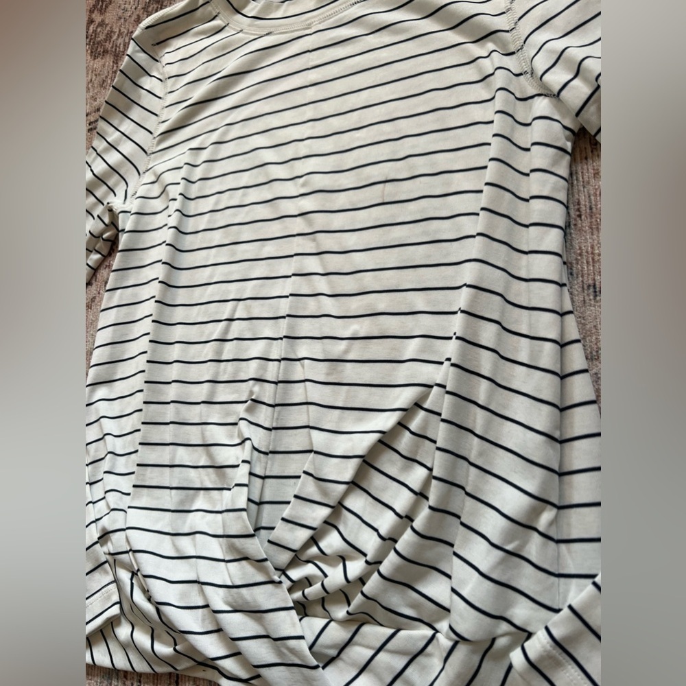 Old navy womens active knot front long sleeve white black stripe small - Picture 2 of 3